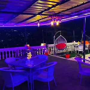 *** Hotel Tara With Terrace And Mountain View India